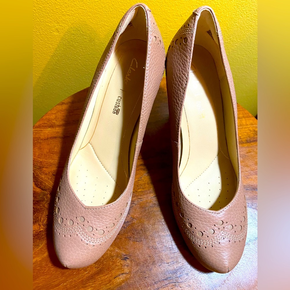 Clarks hidden platform pumps